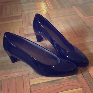 Stuart Weitzman patent leather classic pumps
